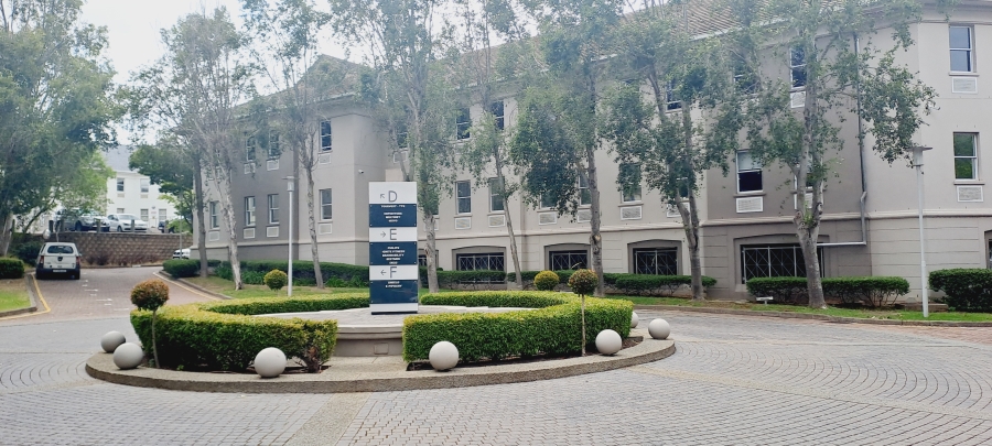To Let commercial Property for Rent in Rosenpark Western Cape